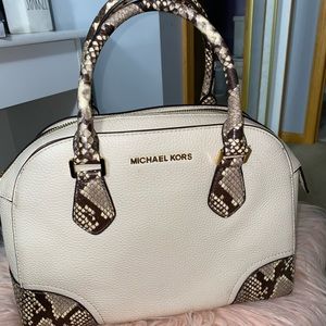 Michael Kors purse